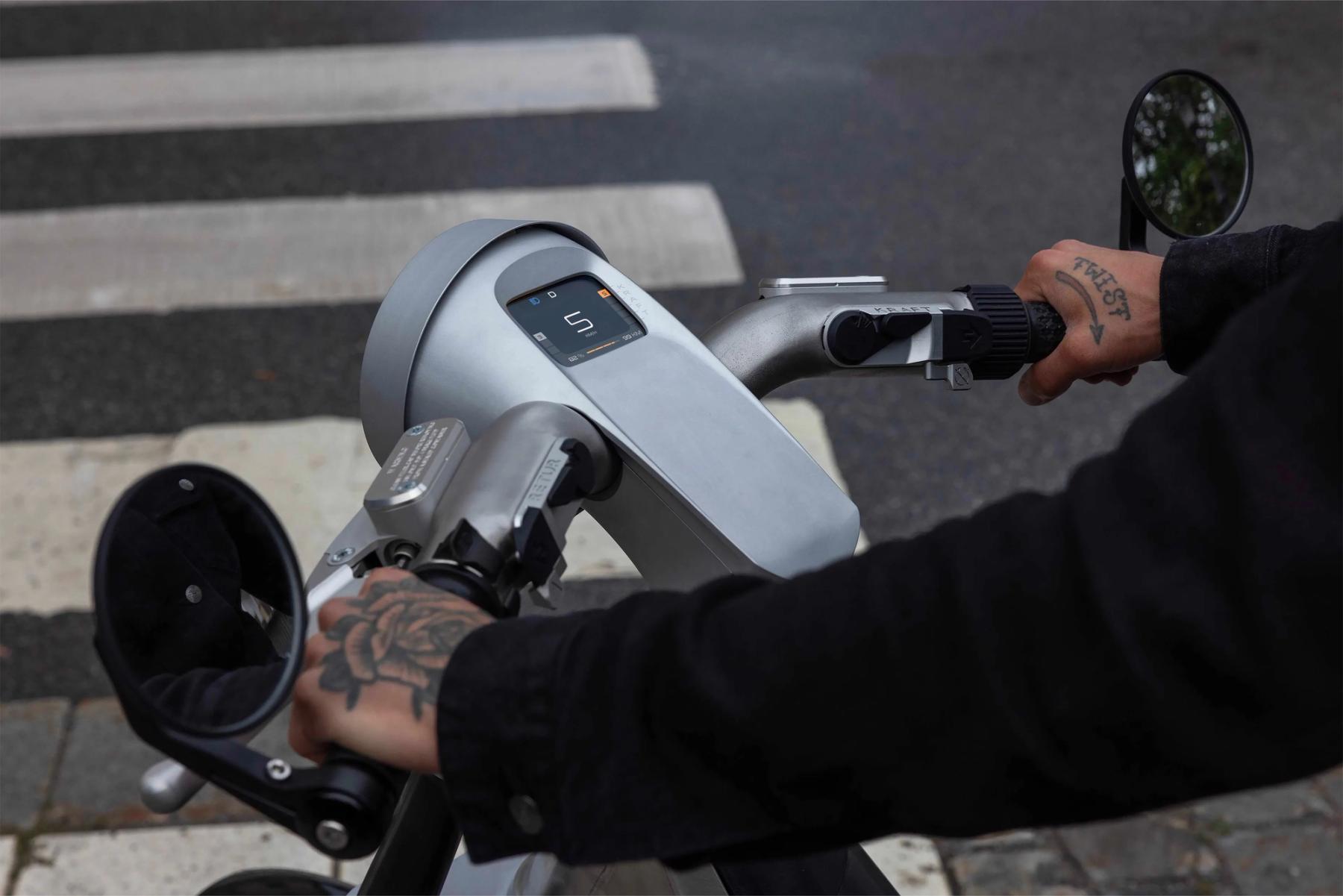 STILRIDE 1 handlebar, controls and integrated instrument display